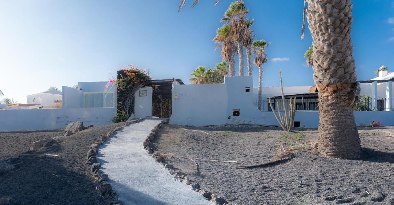 Villa House First Line Of The Sea Costa Teguise Exterior foto