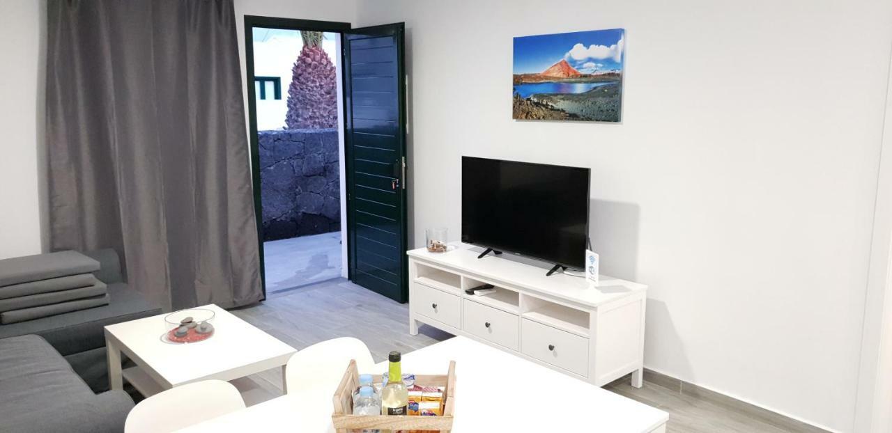 Villa House First Line Of The Sea Costa Teguise Exterior foto